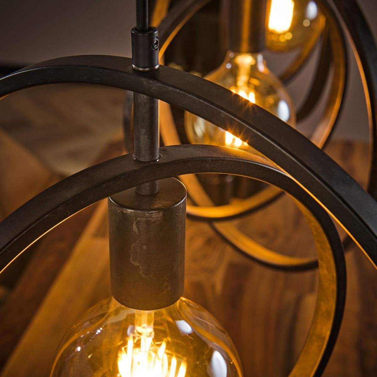 Adjustable Star Pendant Lamp – Industrial LED Lighting for Modern Interiors