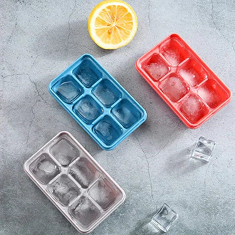 3 Plastic Ice Cube Trays with 6 Compartments and Lid