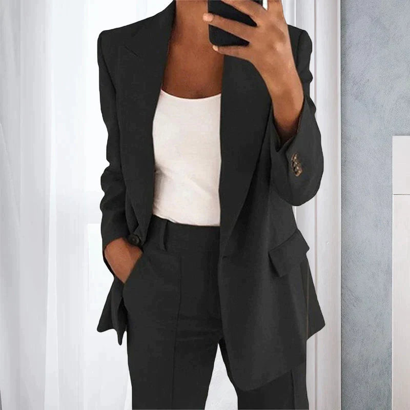 Charlotte - Women's Blazer and Pants Set