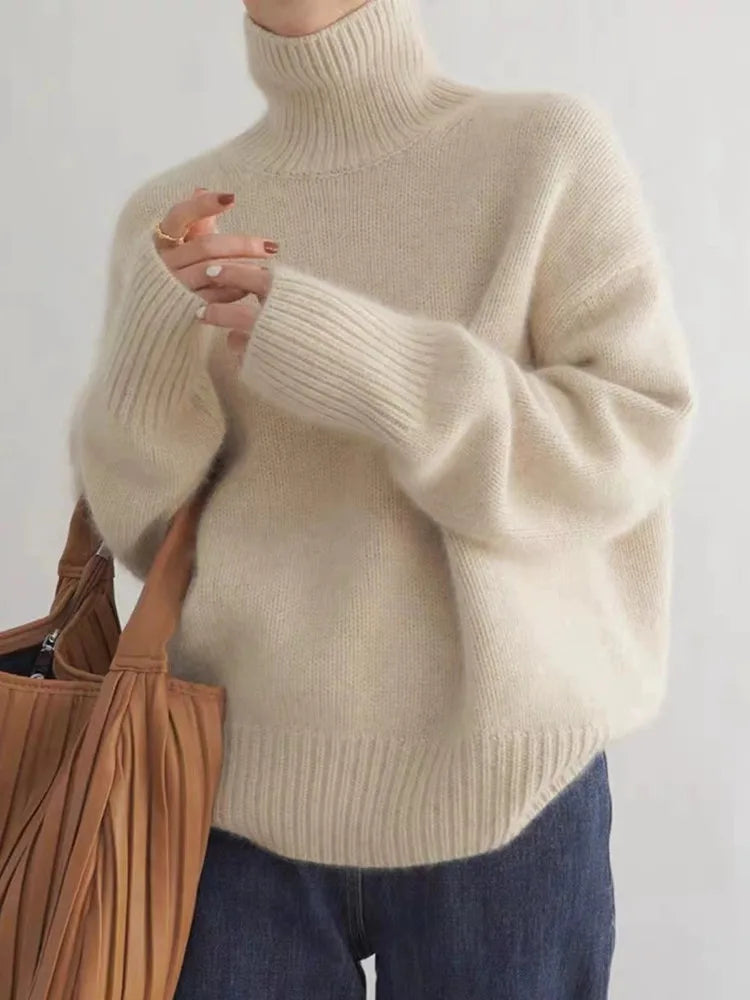 Chic and Cozy Linen Turtleneck Jumper for Winter