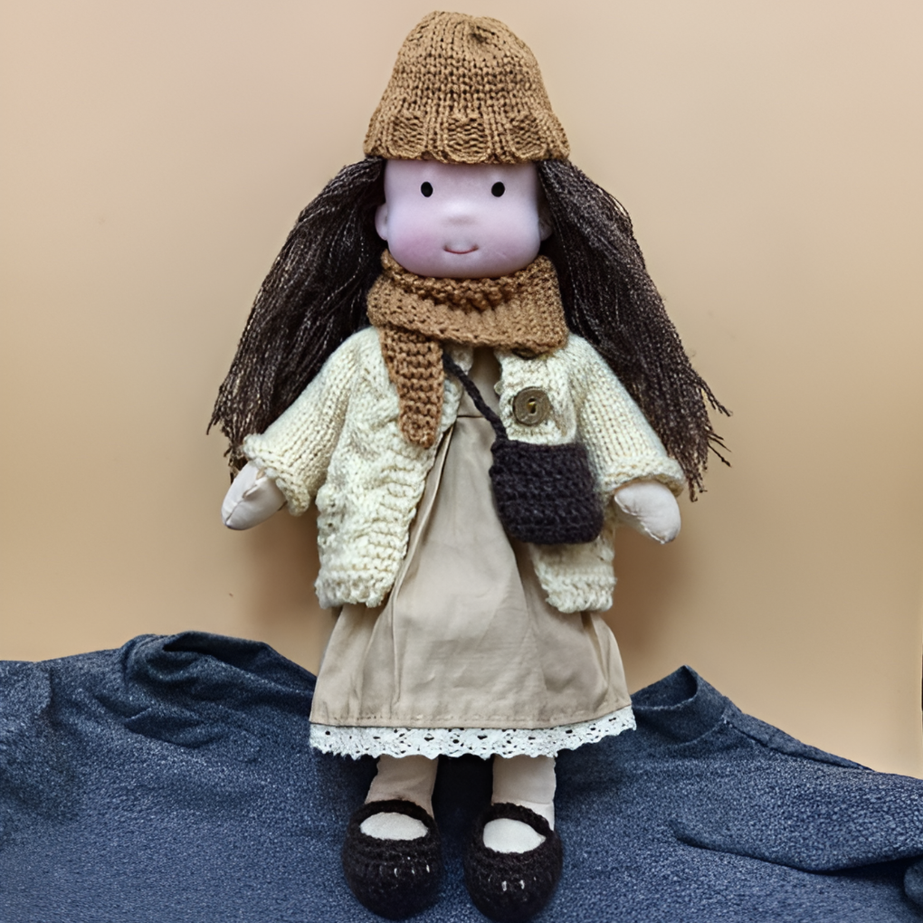 Glevato | Children's Waldorf Cloth Doll with Simple Face