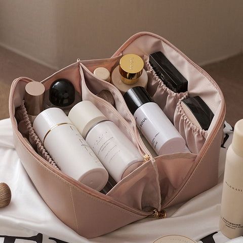 Glevato | Cosmetic Bag | Elegant and Spacious | Practical Storage