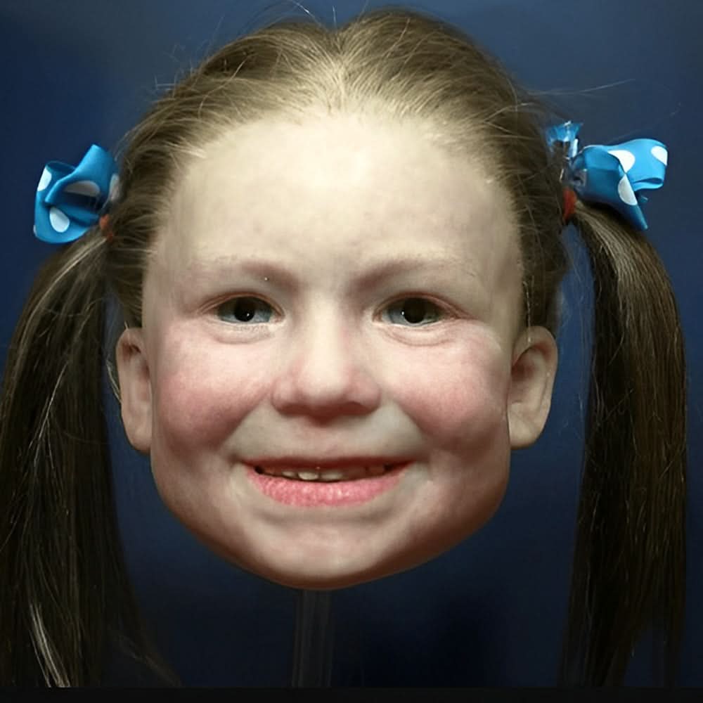 Glevato | Halloween Latex Mask | Realistic and Elastic | Adult