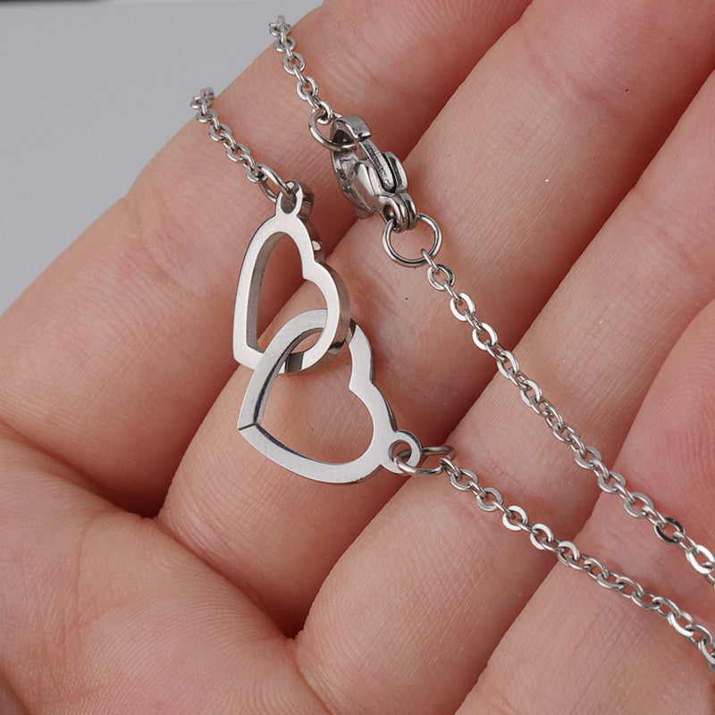 Glevato | Heart Necklace with Rotating Rose Gift Box