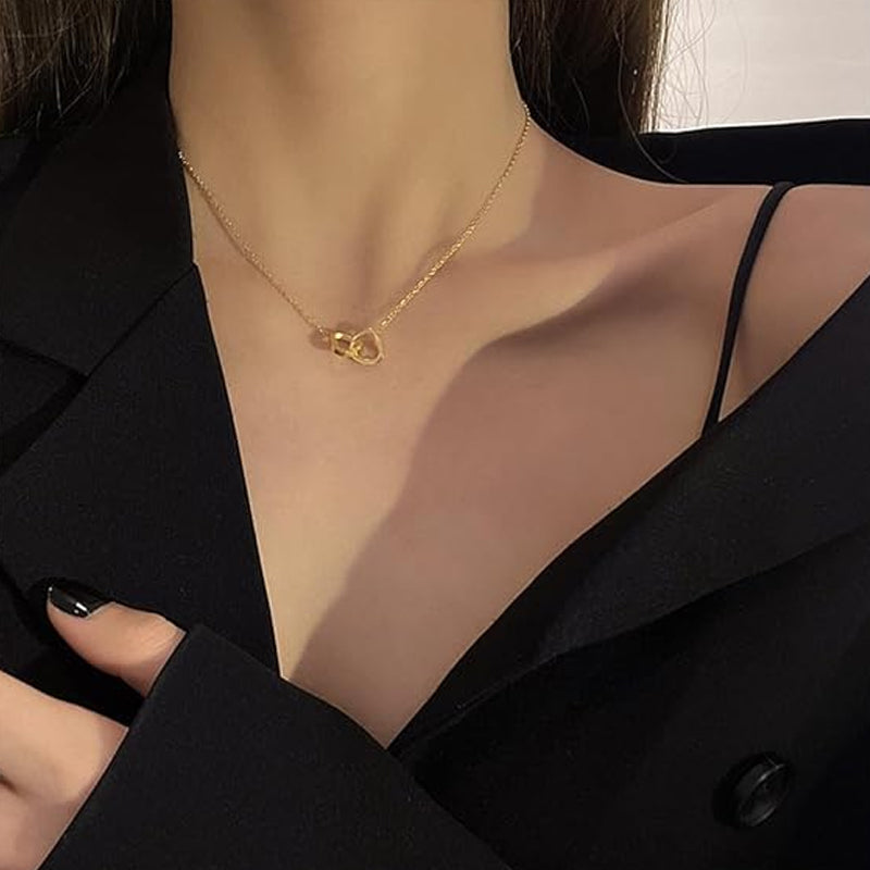 Glevato | Heart Necklace with Rotating Rose Gift Box