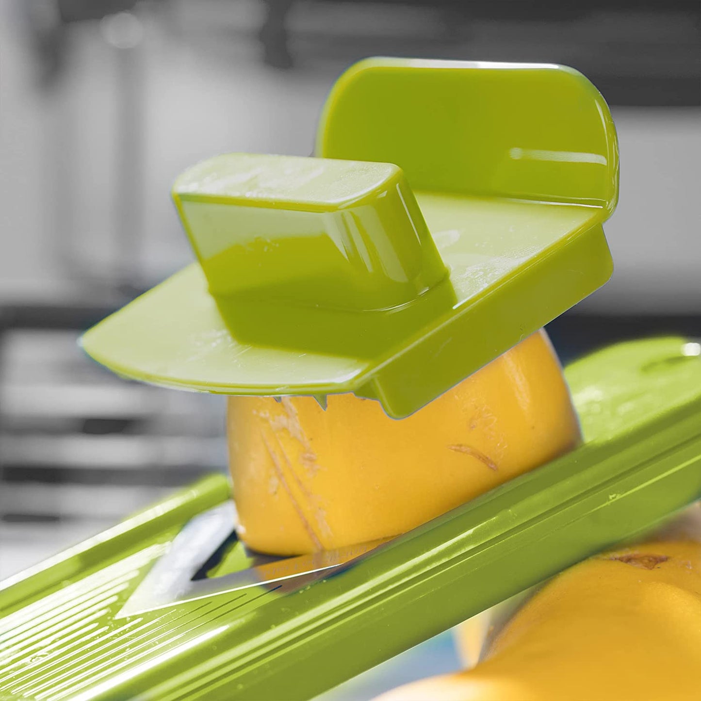 Glevato | In-1 Multifunctional Vegetable Cutter - Quickly and Safely Cut Vegetables