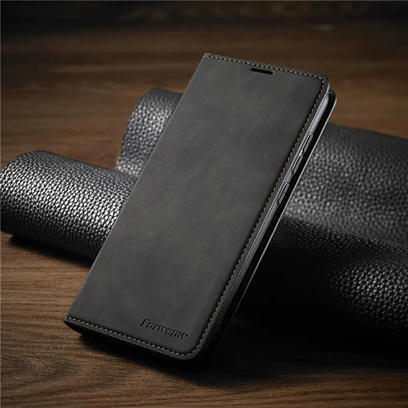 Glevato | iPhone Case: Magnetic Leather Pouch for Stylish Protection