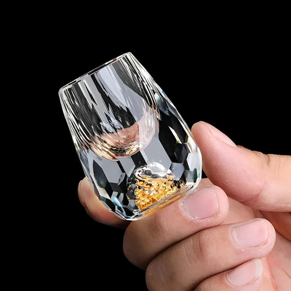 Glevato | Luxury Crystal Glasses with Gold Flakes – Handmade – Set of 2 – For Whisky & Premium Beverages