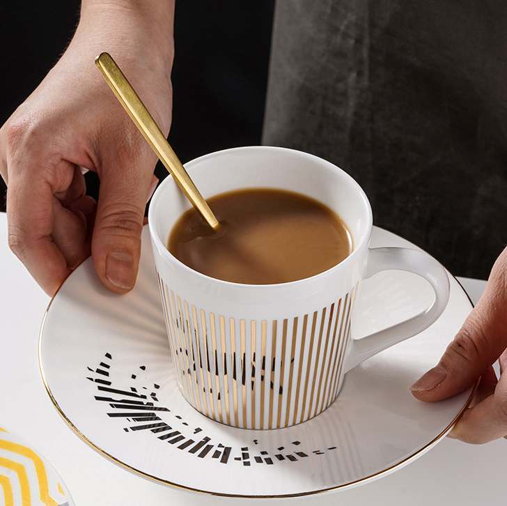 Glevato | Moving Reflection Creative Coffee Cup Mirror Reflection Coffee Mug