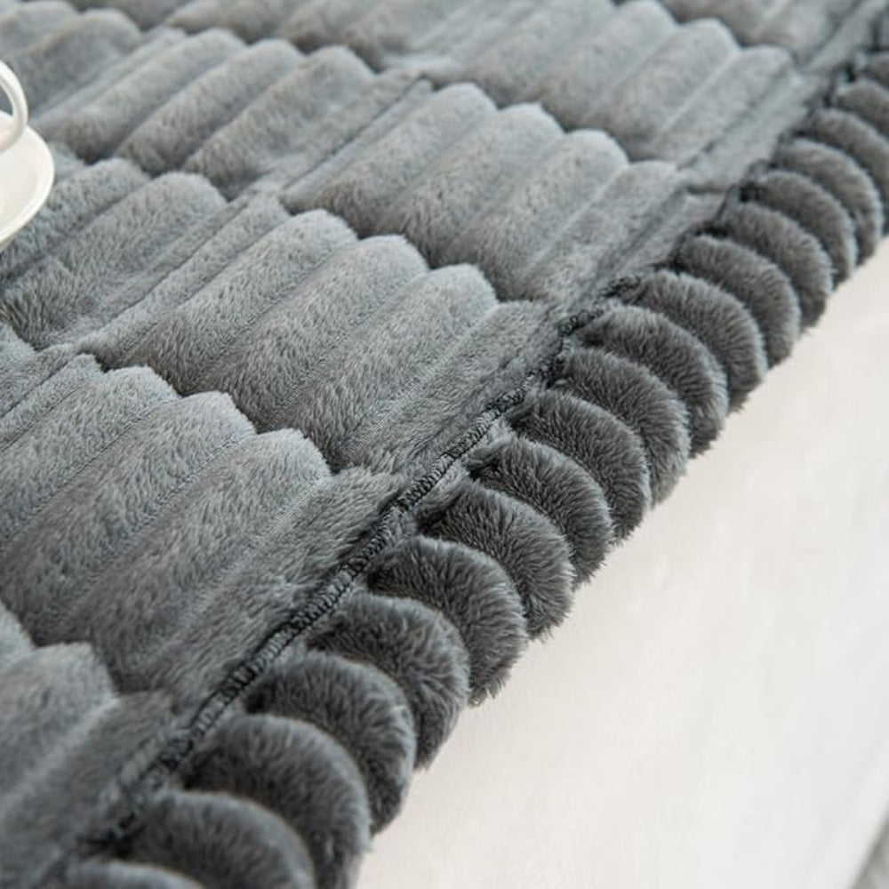 Glevato | Plush Pleated Edges Sofa Cover