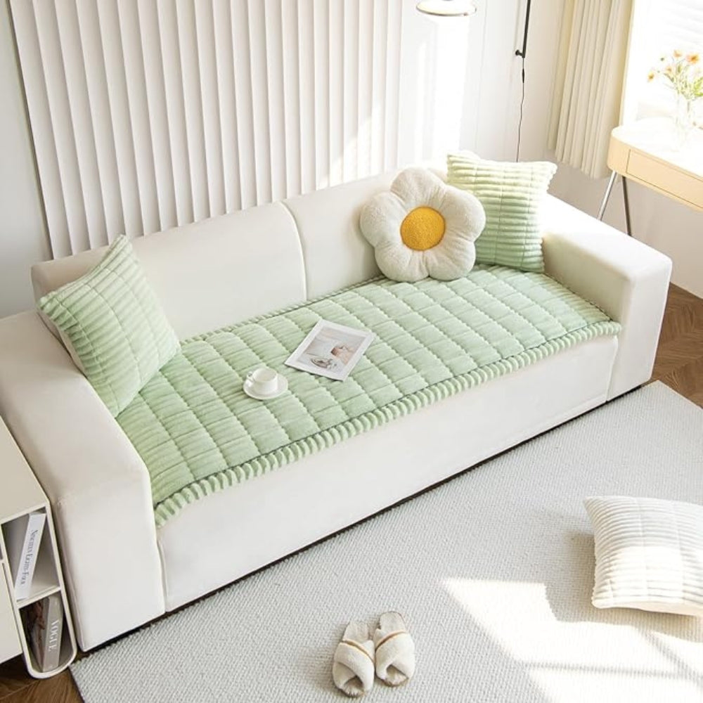 Glevato | Plush Pleated Edges Sofa Cover
