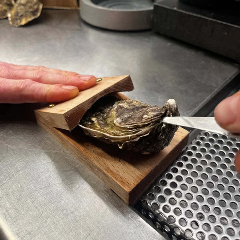 Glevato | Premium Wood Handle Oyster Shell Opener Clamp