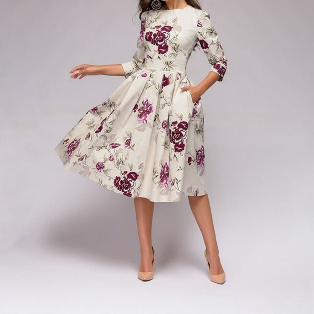 Glevato - Retrozo Elegant, Mid-Length Dress