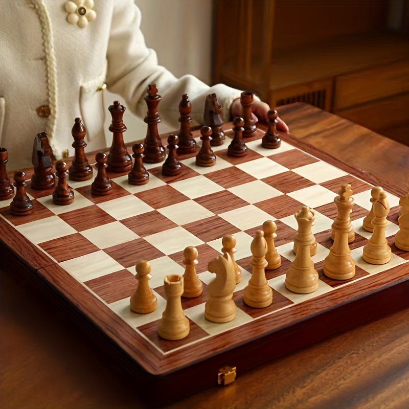 Glevato | RoyalWood Luxury Chess Set – Solid Wood Chessboard with Finely Detailed Pieces