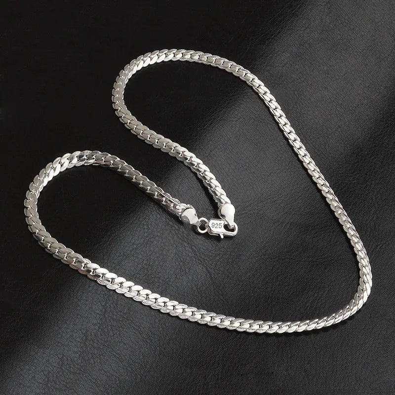 Glevato | Silver Lucky Necklace – 925 Sterling Silver Necklace for Timeless Elegance