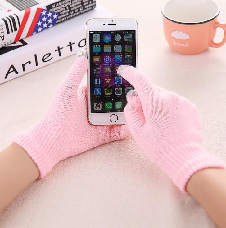 Glevato | ThermoGrip Winter Gloves – Warm, Waterproof, and Touchscreen
