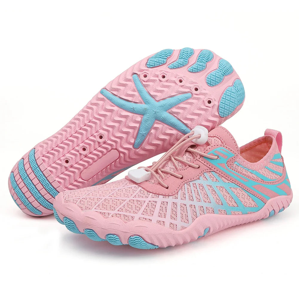 Glevato | Water Shoes with Grid Pattern Detail