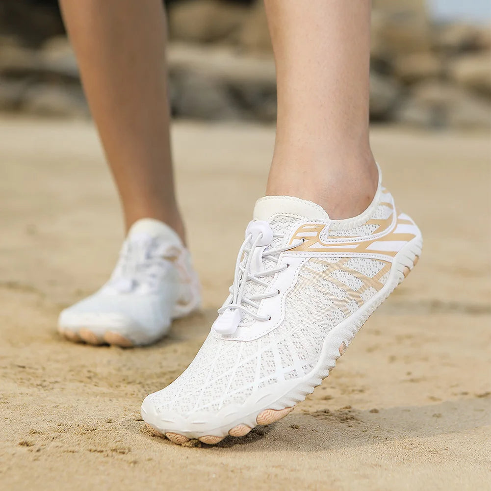 Glevato | Water Shoes with Grid Pattern Detail