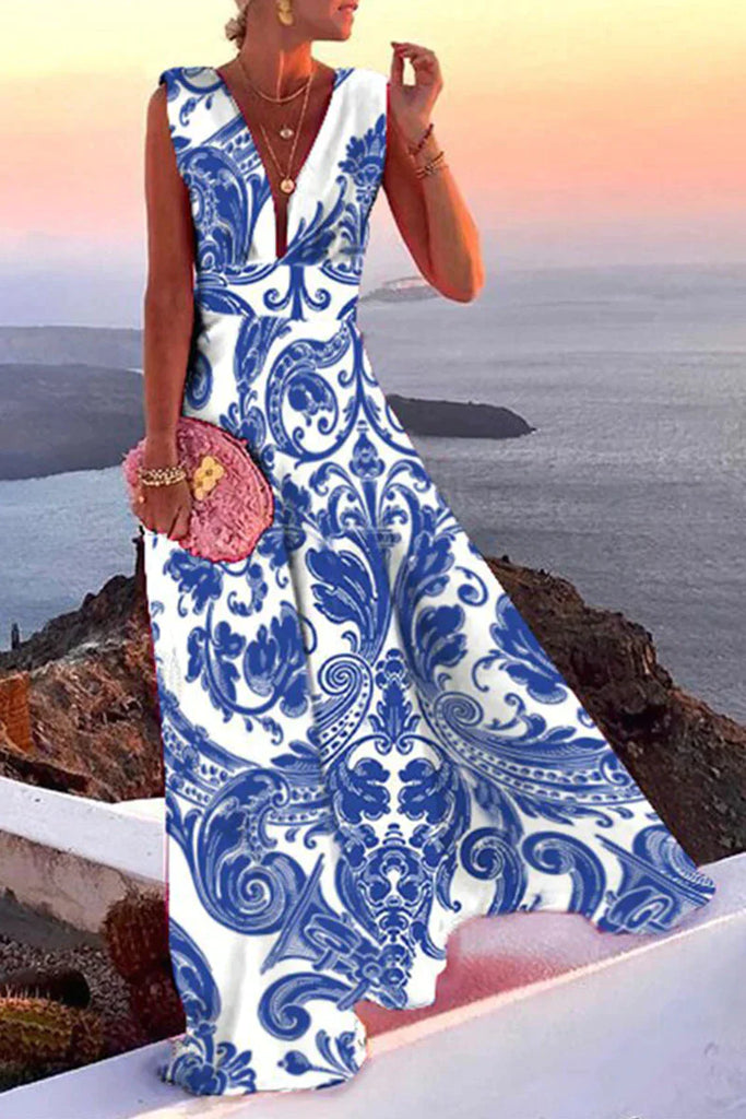Glevato | Women's Maxi Dress with V-Neck and Geometric Print