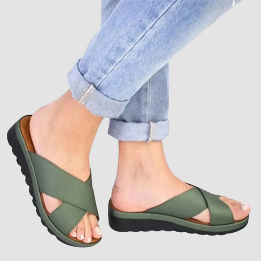 Glevato | Women's Platform Slides with Crisscross Straps