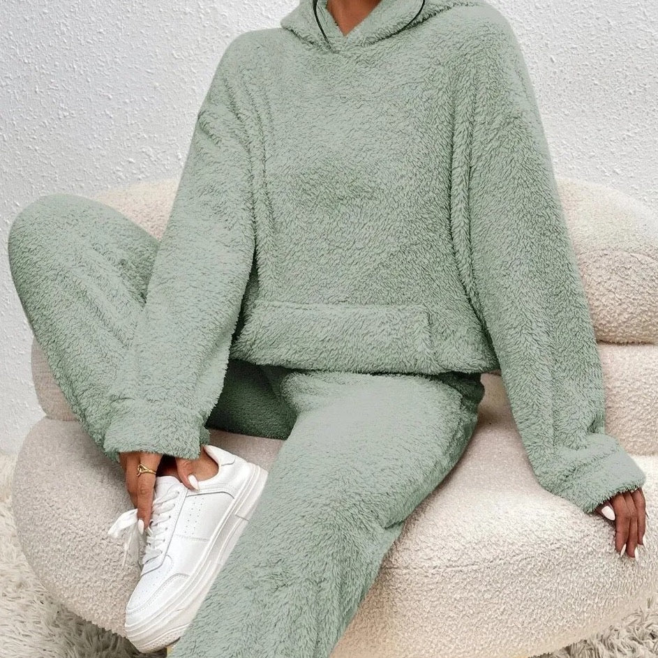 Glevato | Women's Teddy Fleece Hoodie & Jogger Set