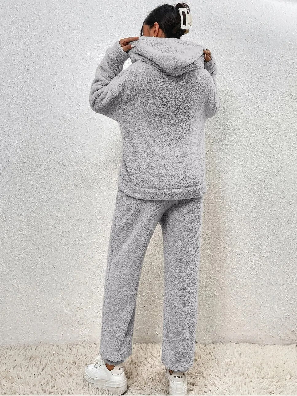 Glevato | Women's Teddy Fleece Hoodie & Jogger Set