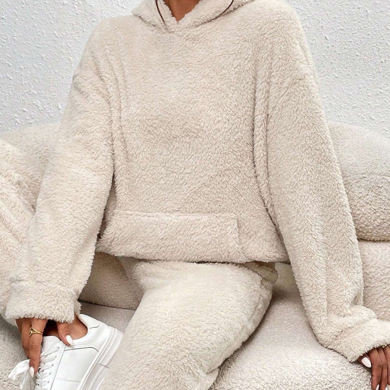 Glevato | Women's Teddy Fleece Hoodie & Jogger Set