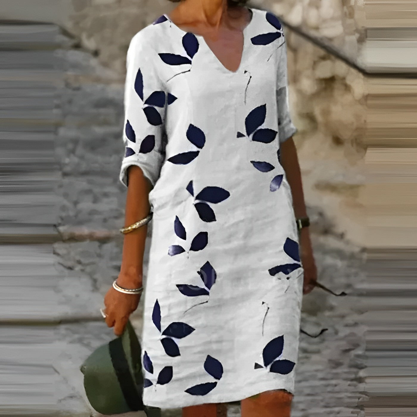 Glevato | Women's V-Neck Midi Dress Leaf Print