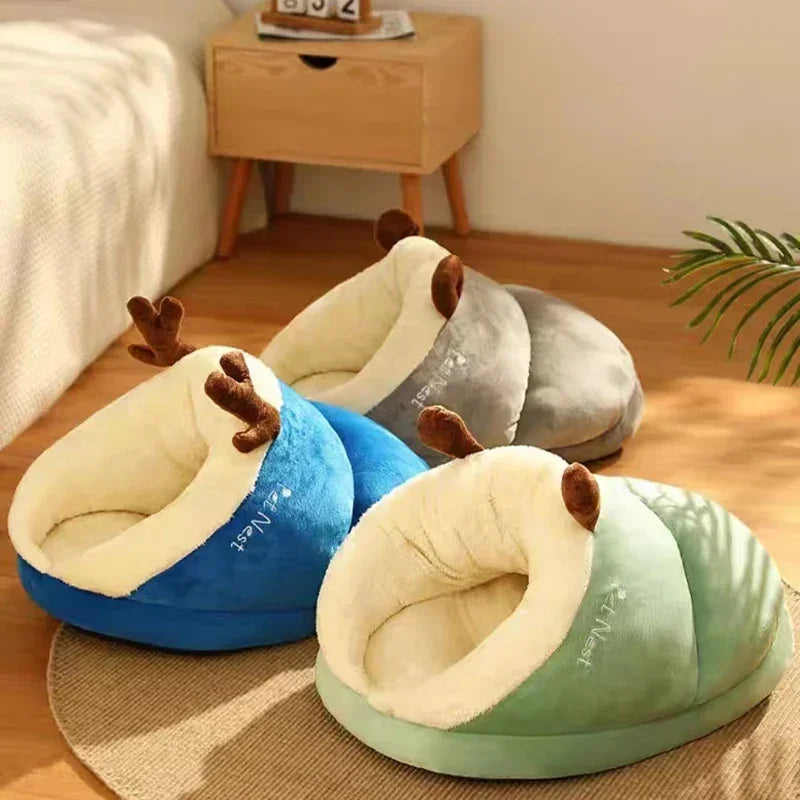 PawPrestige Luxe Folding Dog Bed | Ultimate Comfort and Warmth for Your Dog in Winter