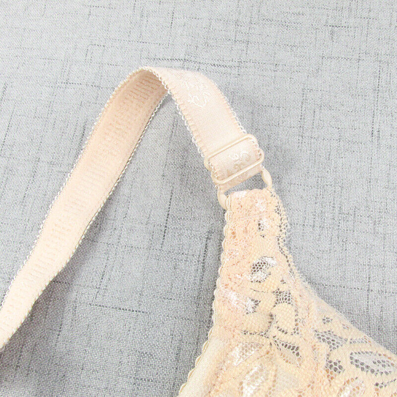 Plus-size wire-free lace bra
