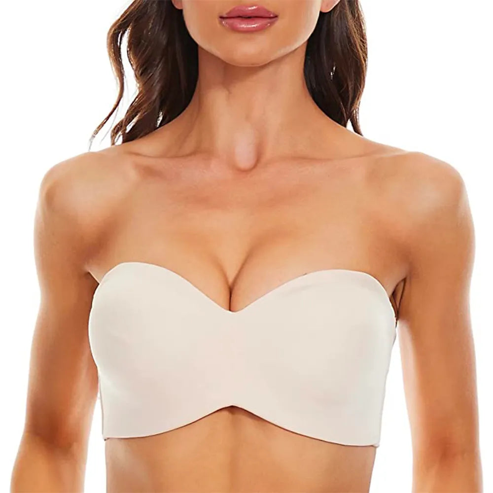 Seamless women's plus-size bra – adjustable straps, back closure, ultra-soft comfort for everyday wear