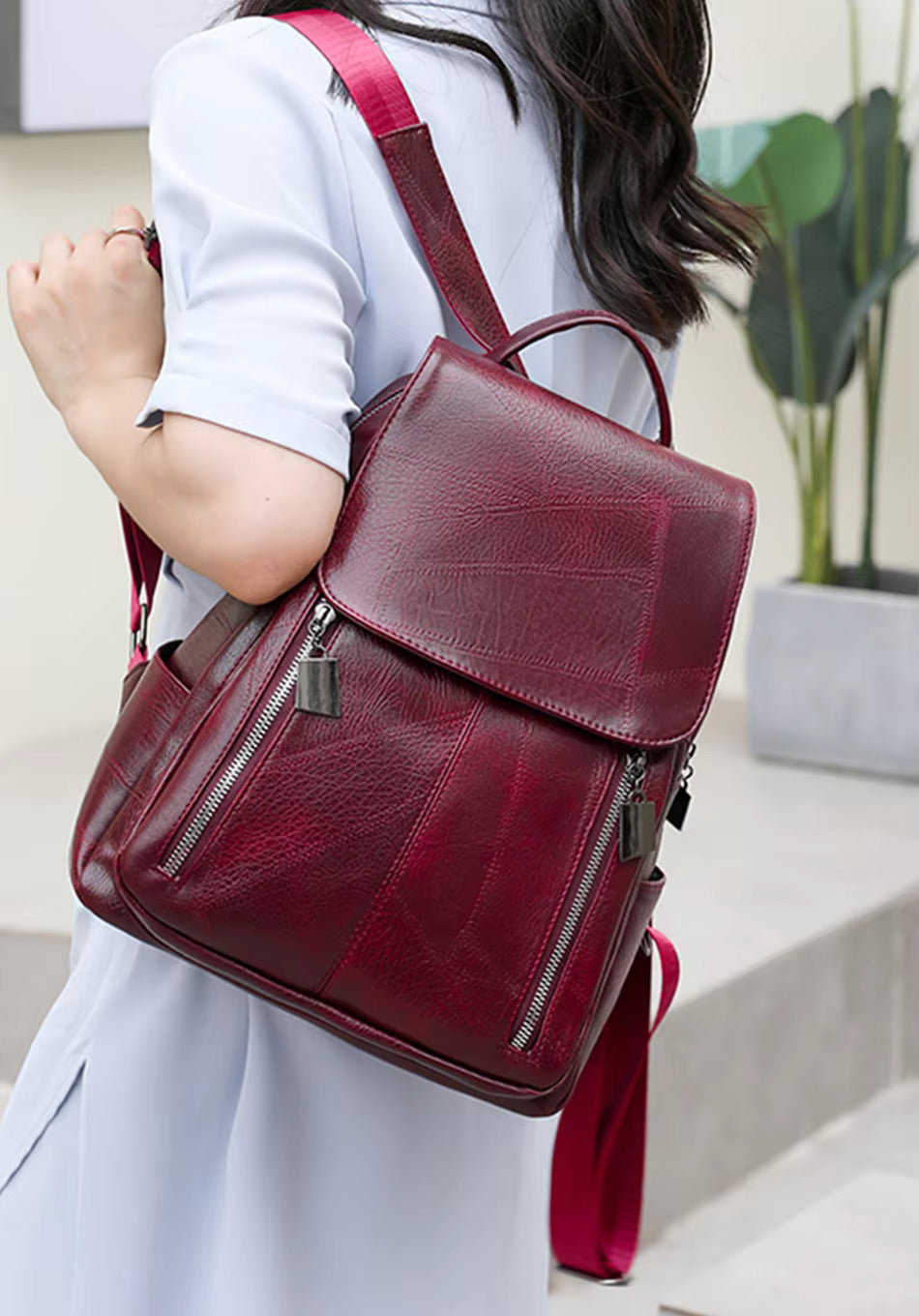 Stylish Leather Rucksack for Women | Anti-Theft Bag | Roswitha