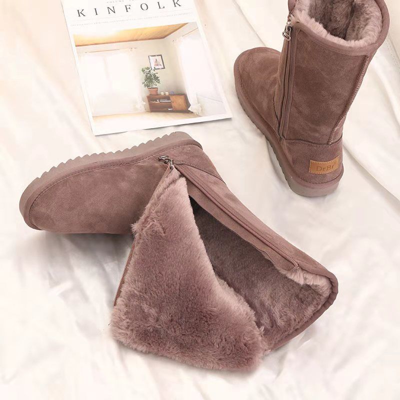 Stylish Winter Boots with Non-Slip Soles