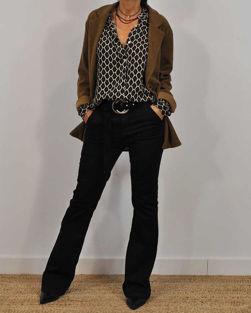 Zara | V-neck blouse with long sleeves for autumn
